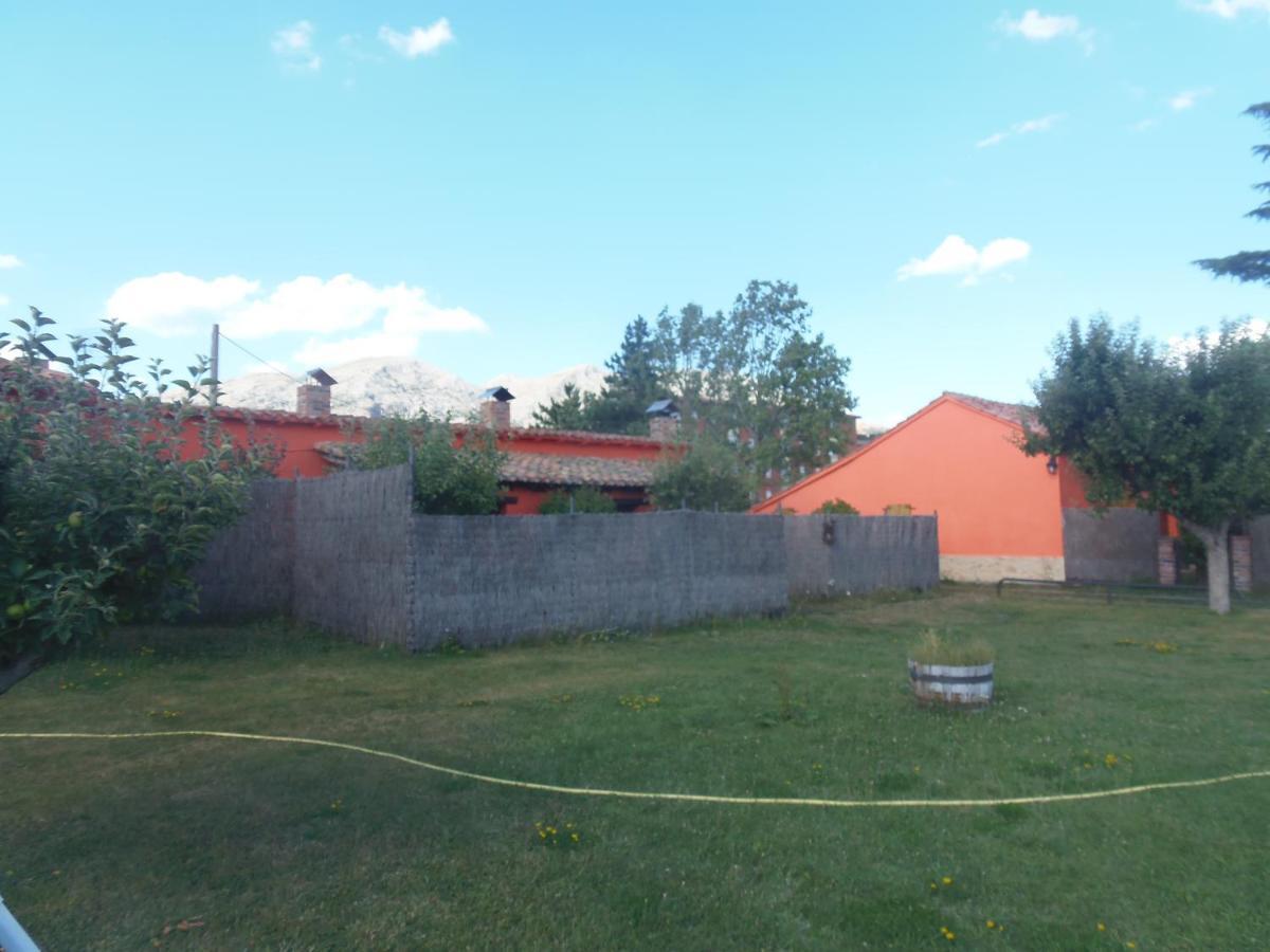 Villa El Uncar à Castrejon de la Pena Extérieur photo